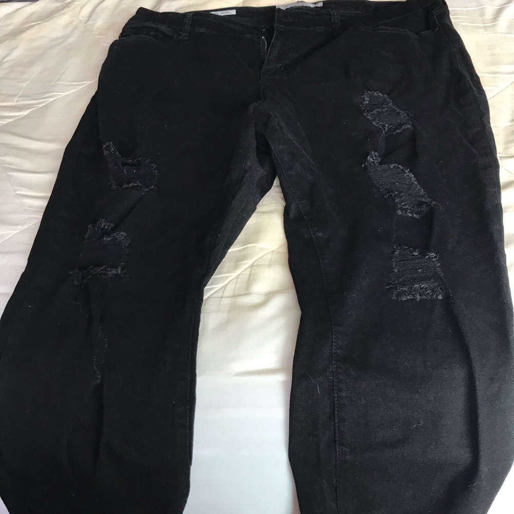 Black ripped jeggings